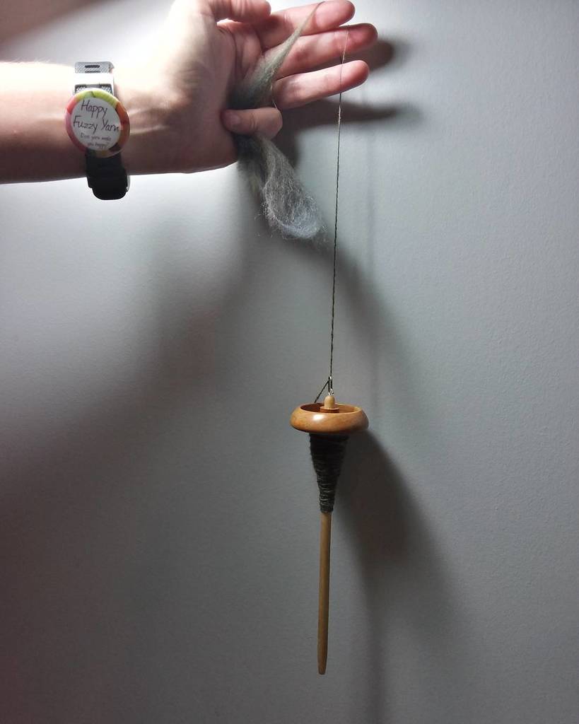 pennyshima's tweet image. More #spinzilla2016 practice. #yearofmaking 259/366 come join #teamhappyfuzzyyarn. This is… ift.tt/2cMV6WK