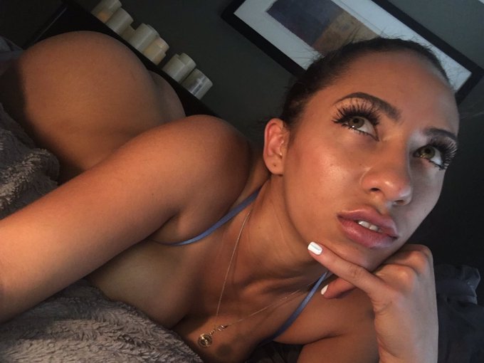 Please rate me 5 stars on @freeones  https://t.co/ho9UIhYbye https://t.co/XF27U0sEai<a class="tags" href="/tag/freeones">@freeones</a>