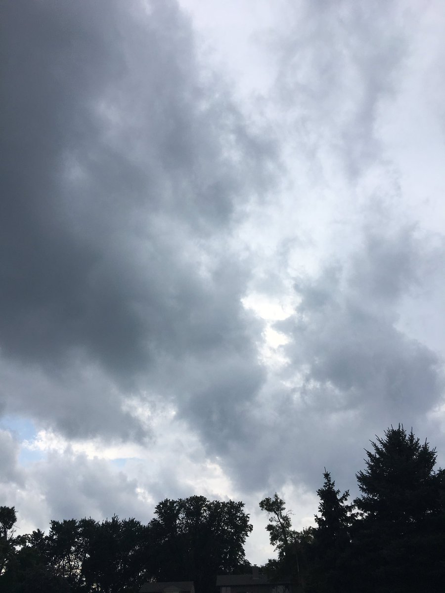 sean_m_stevens's tweet photo. 3:30 every day lately! #MotorcycleProblems https://t.co/tIUyEjXmhP