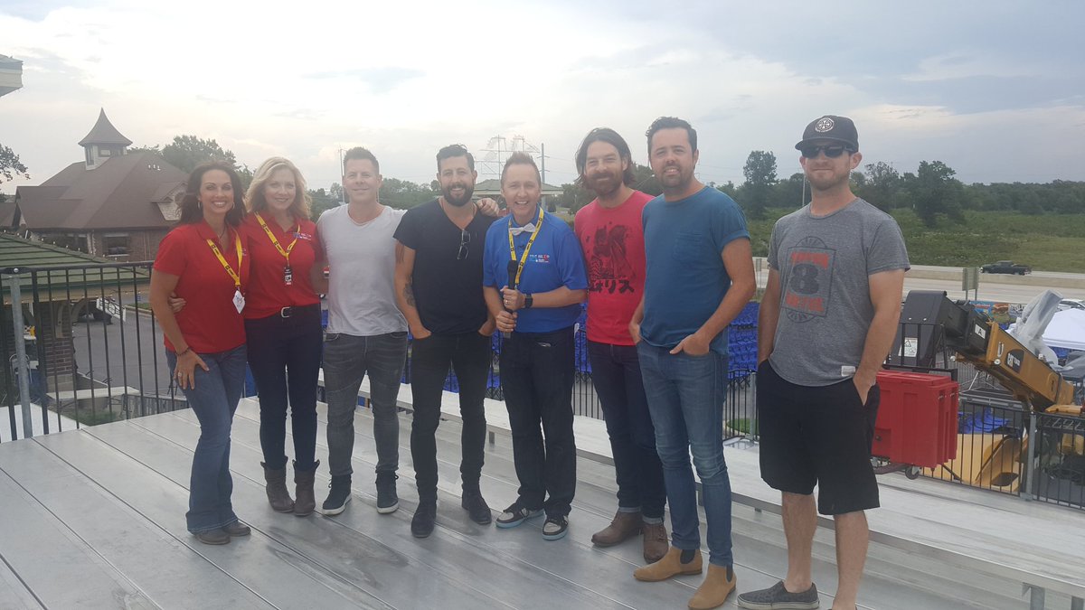 Ozarks_Live's tweet photo. We're interviewing @OldDominion. Come on out to #PFIParty! https://t.co/TXggnfL7yF