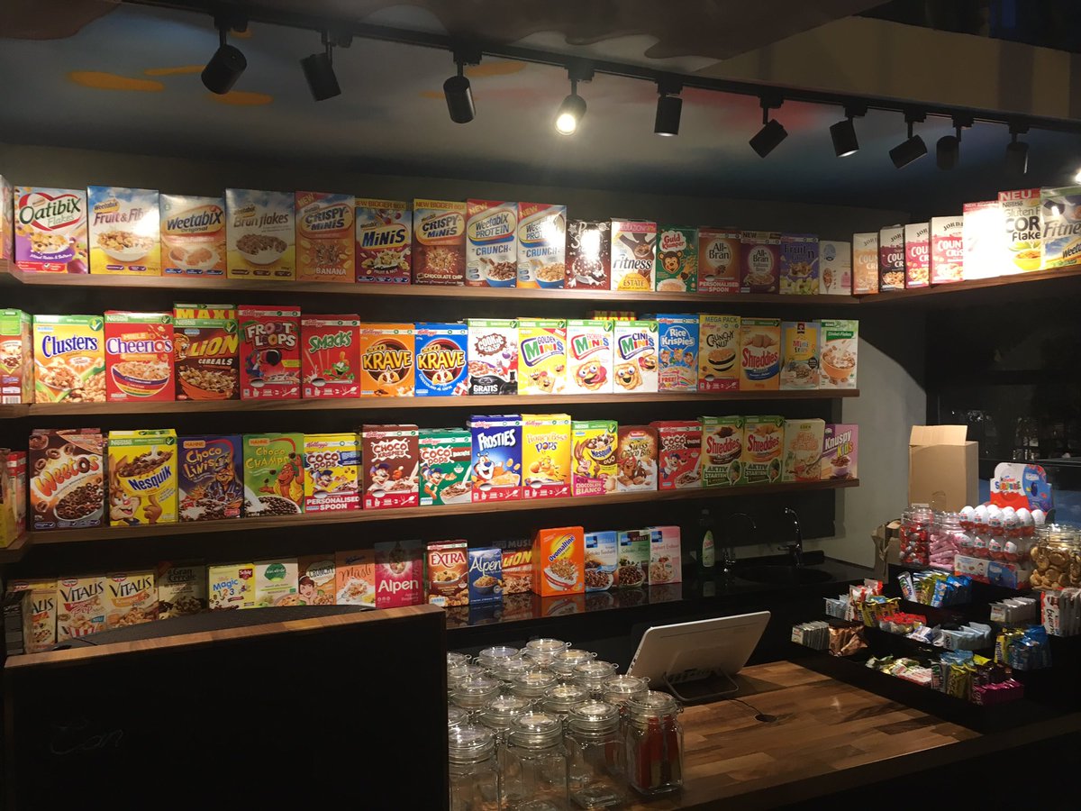 crazyflakescafe's tweet photo. Crazy Flakes Cafe 100 den fazla cesit cornflakes ile cok yakinda sizlerle ! 🍼😋🔜 https://t.co/rsgddHP1yq