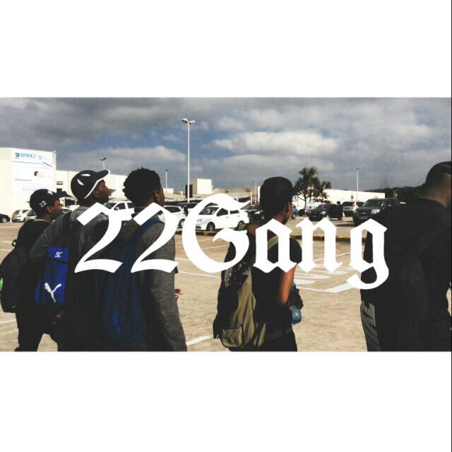 wothindosi's tweet photo. Catch @22ndCenturyHQ at the #Tradeshow2016 #savemoneydrinkwater @tradeshowsa @tibbyibz @oldkidxza @thisisgear https://t.co/Tj9dH5h7oc