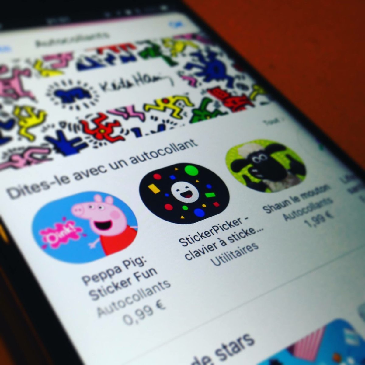 hiznogood's tweet photo. Yes ! @Feeligo est en vedette dans l'Appstore pour  iOS10 ! Téléchargez #StickerPicker https://t.co/mtygMXfQaM https://t.co/L9QP476tHh