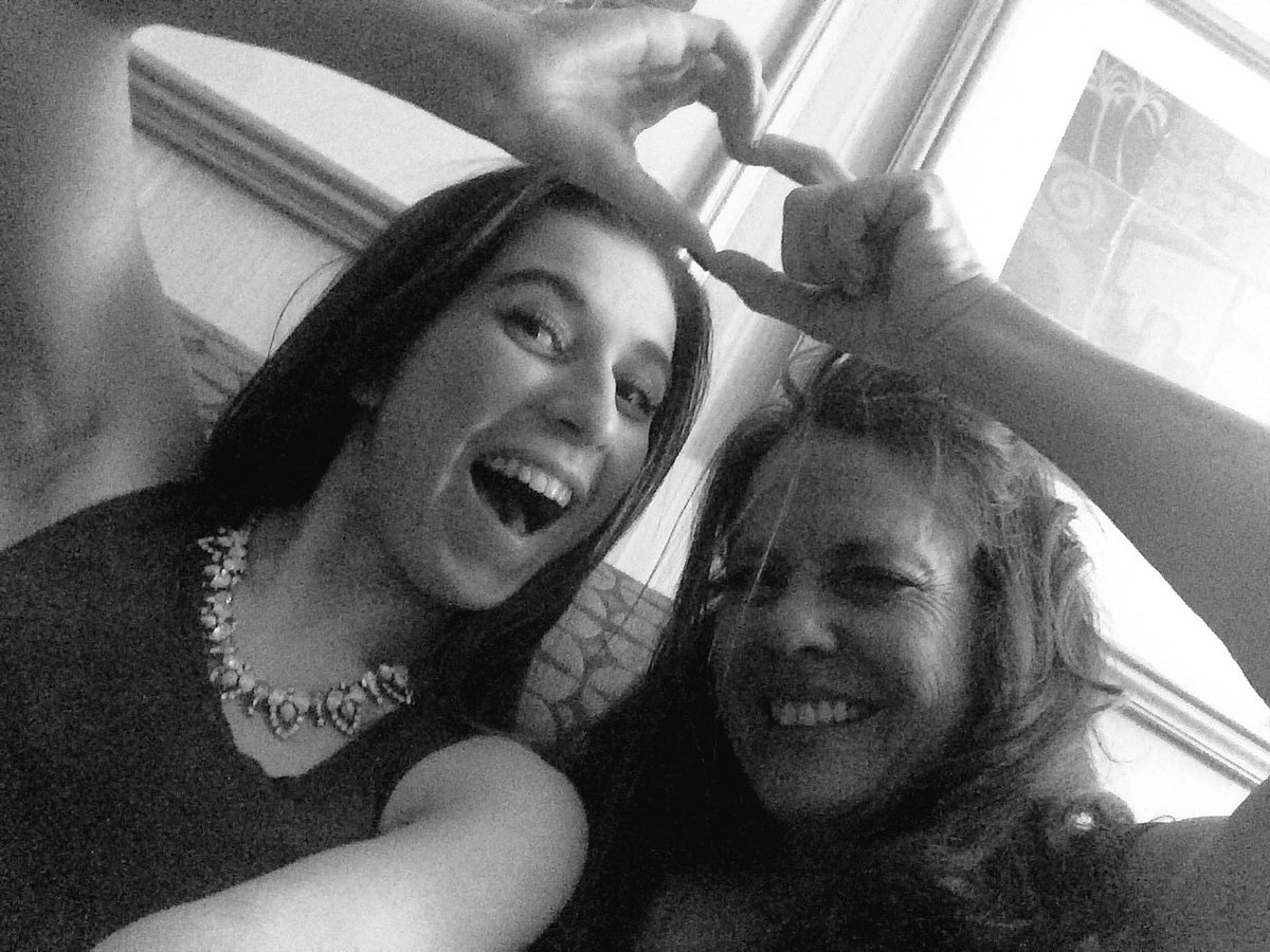 AllisonGrippe's tweet image. We love @TSTLC BestLife Coaching Society!!! I love Michelle so much 💙