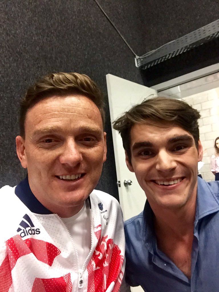JamieBurdekin1's tweet photo. Great night on @TheLastLeg perks of the job. It was a bonus to meet and talk to @RjMitte #BreakingBad Massive fan 👌🏼 https://t.co/5H8JVDIgE7