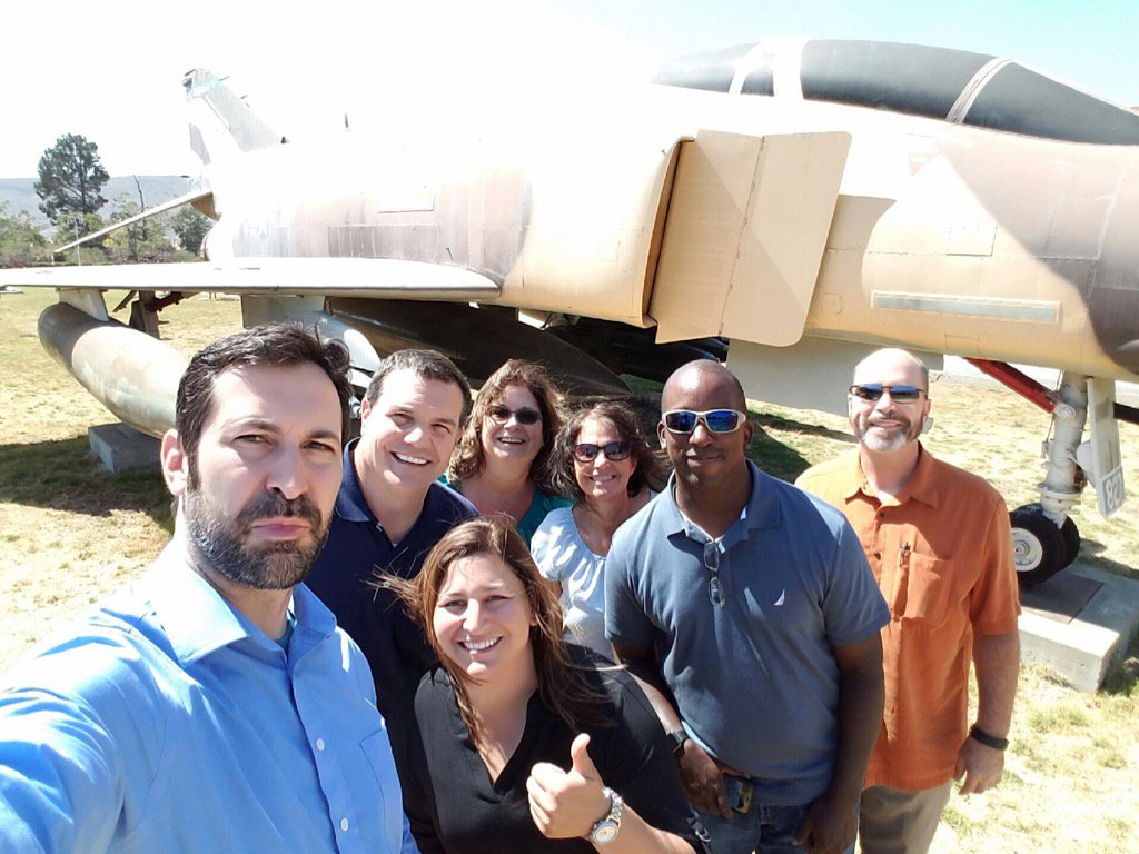 Frinkmama's tweet photo. @TheSJCOE Discovery ChalleNGe Academy teachers training the Guard down at Grizzly Youth Challenge-SLO. @darrellwildt https://t.co/cT6MHPOt1b