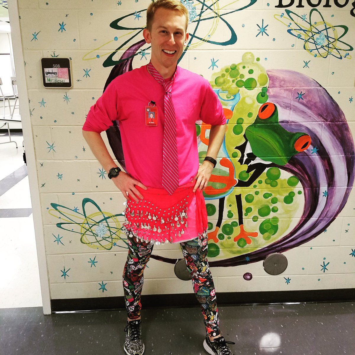 BeselScience's tweet image. Color Day for #homecomingweek so I naturally went all in! 😂  #518homecoming2016