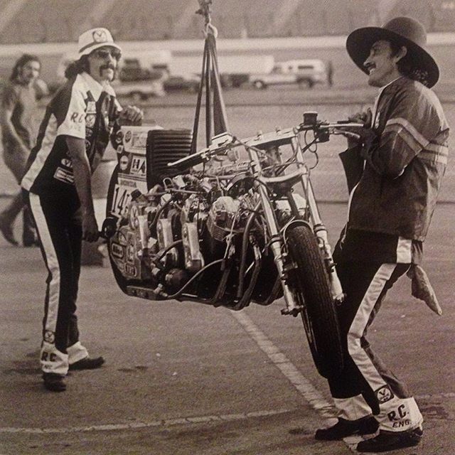 LowbrowCustoms's tweet photo. The 3xcb750 was raced by Russ Collins in the 70s. #dualengine #honda #cb750 #dragracing #tbt 📷: @milwerx https://t.co/g4OwvYF5C6