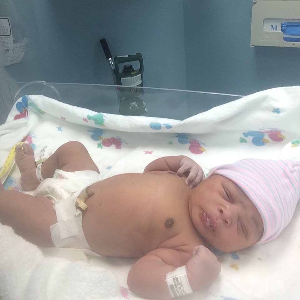Ytoieb's tweet photo. I love my daughter 7 pounds & 19 inches my lil cutie pie what more can I ask for #FreeTela we love u daddy ๐ https://t.co/DvCqu6ZYNc