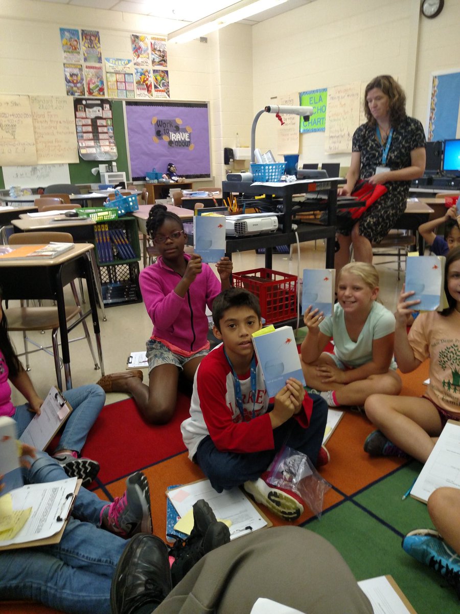 Cookgr4warren's tweet photo. My 5th graders love reading and discussing events/characters from Out of My Mind! @WarrenES_BCPS https://t.co/BhcQAsJO8m