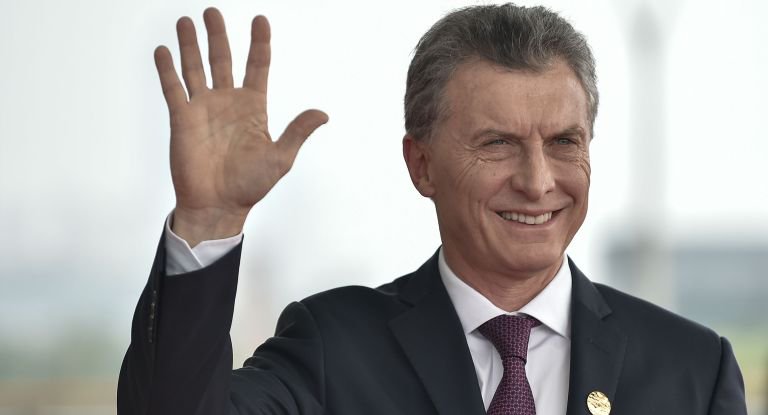 Ambitocom's tweet image. Macri estima dejar su gobierno con un dólar a $ 23,53 y una inflación de 6,5%

ambito.com/855160