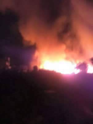 WwossenB's tweet photo. Right now TPLF burned the entire market in #Gondar. Another means to blame poor #Amharas #Ethiopia 
#AmharaGenocide https://t.co/p2Rsep2XYD