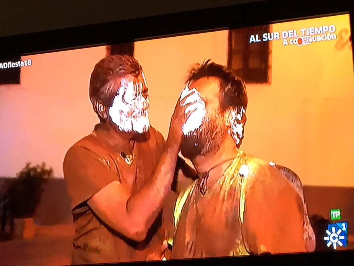 Se veía venir!,grandes! <a href="/pepecarmona1/">Pepe Carmona</a> <a href="/ModestoBarragan/">Modesto Barragán</a> #ADfiesta18 <a href="/el_cascamorras/">Cascamorras Oficial</a> gran trabajo el de todo el equipo