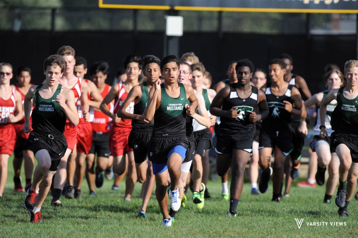 VictoryViewsIL's tweet photo. Great action from the cross country meet at Harold L. Richards! Check it out >> https://t.co/C6s6FHQnzf https://t.co/9zjnLoFT6c
