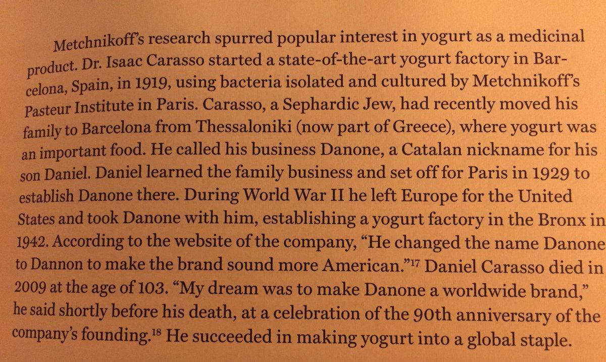 JohnGibson95's tweet photo. @DaftLimmy so Deedee's conundrum is finally solved... #mmmdannon #americanisation #lloydsfarmahsee https://t.co/3ZqebKN6wa