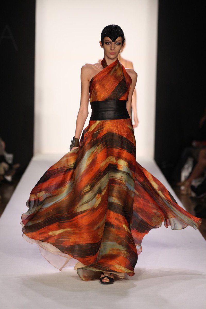 THEIACOUTURE's tweet image. Our sunset gown floats down the runway inspired by the sunset on Ballyheigue beach in Ireland #THEIA #Fall2012 #TBT