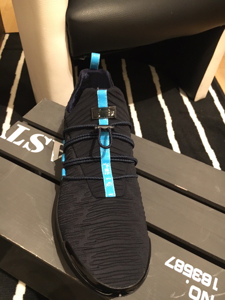 Elles sont la ! #KENZO #paulandjoe 😍😍