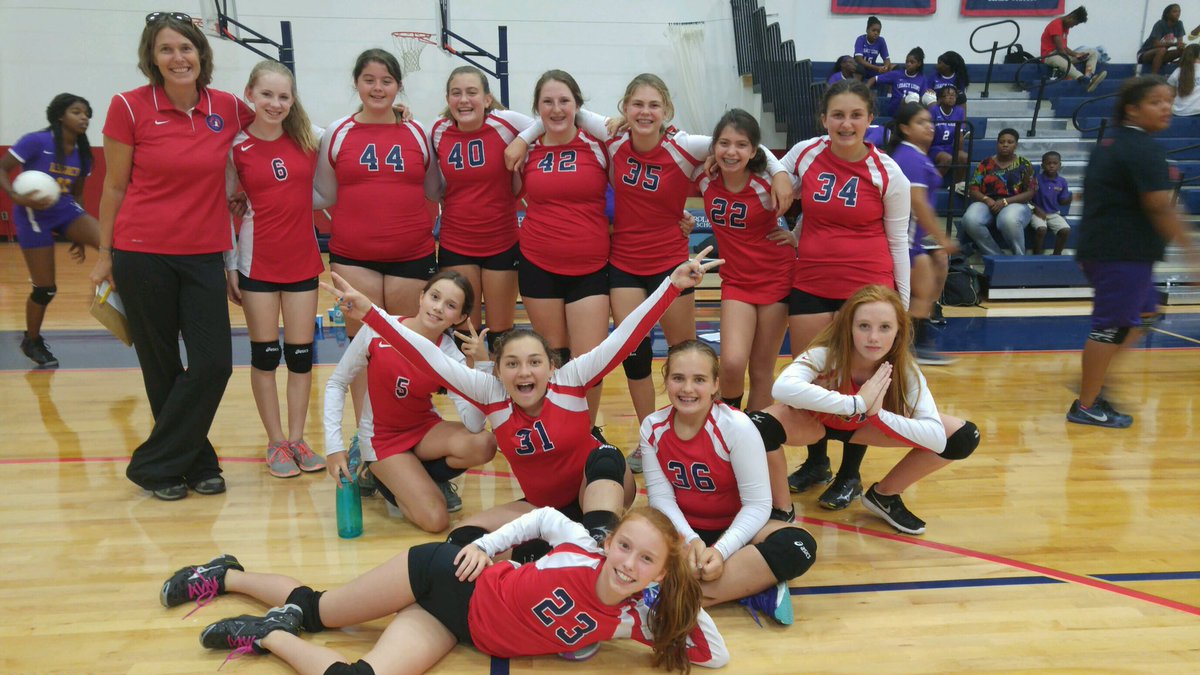 Our middle schooler team after their win today against Legacy Charter today! Great job ladies keep up the good work🐾