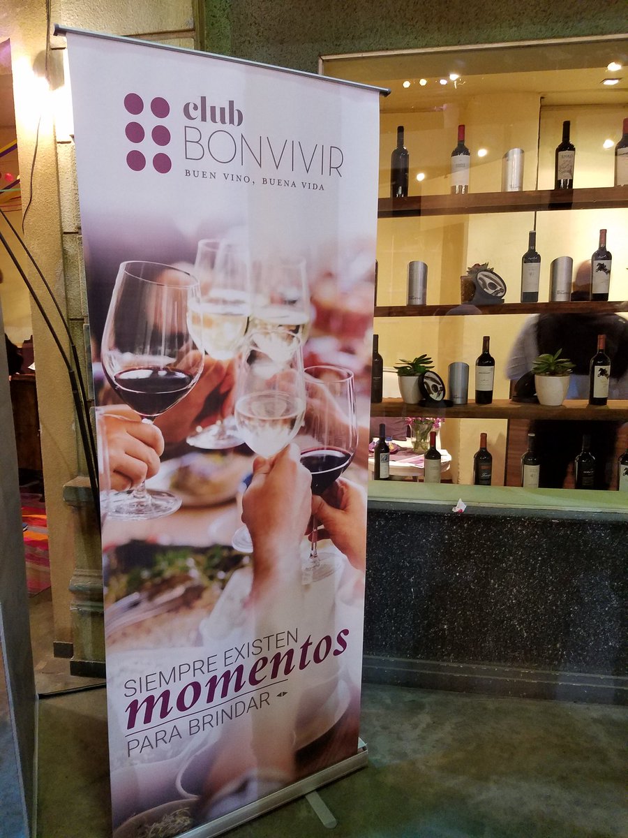 Luli_Fa's tweet photo. Tremendo #VyB2016 la rompe! Obvio con mi 2x1 de @bonvivir https://t.co/xYBNOguWzd