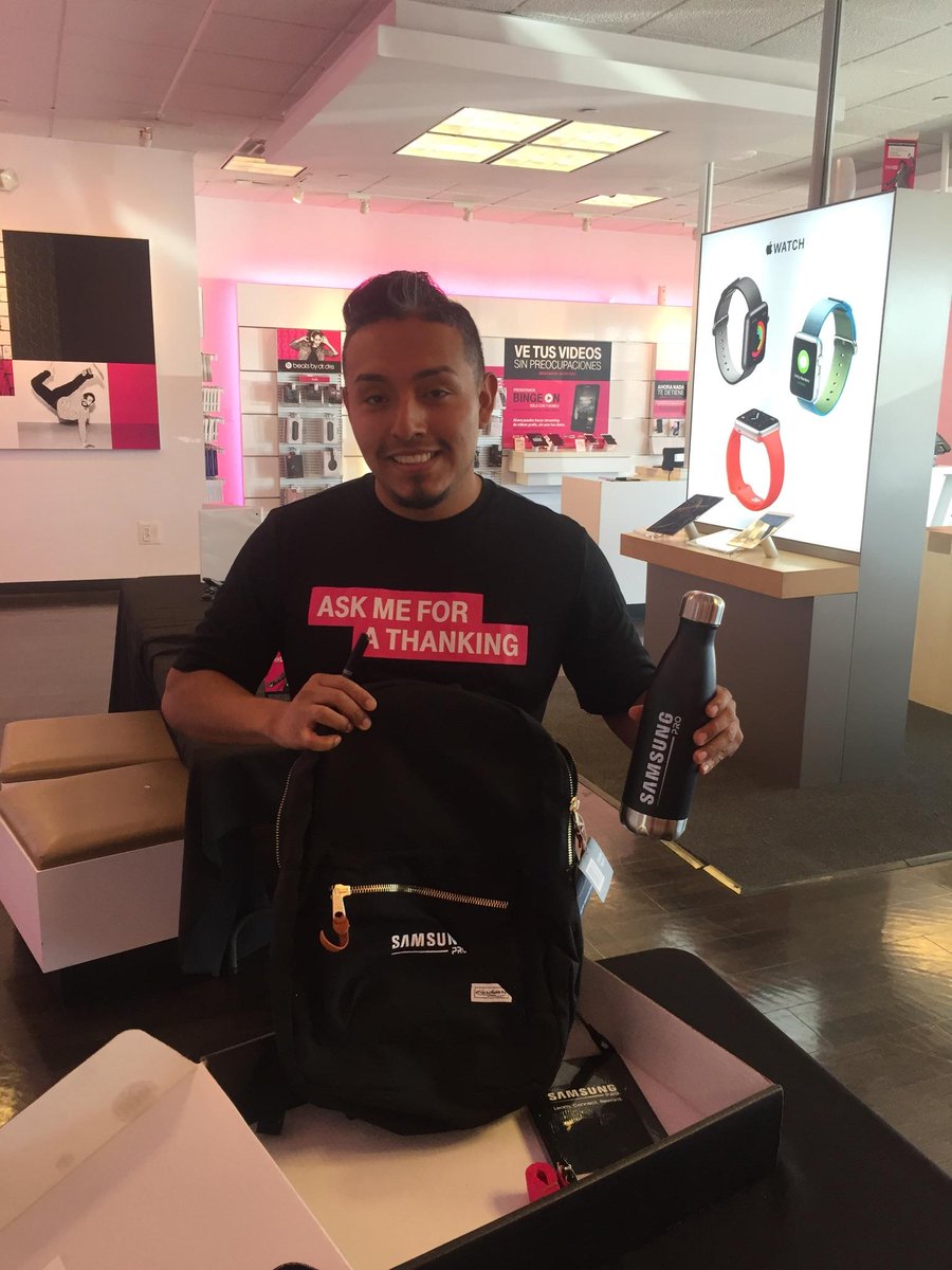 JSuruy26's tweet photo. Excited to receive my Samsung Gear Pro...ready to take Samsung to another level @theSamsungSide #SamsungPro!! https://t.co/YBNA1YM1pN