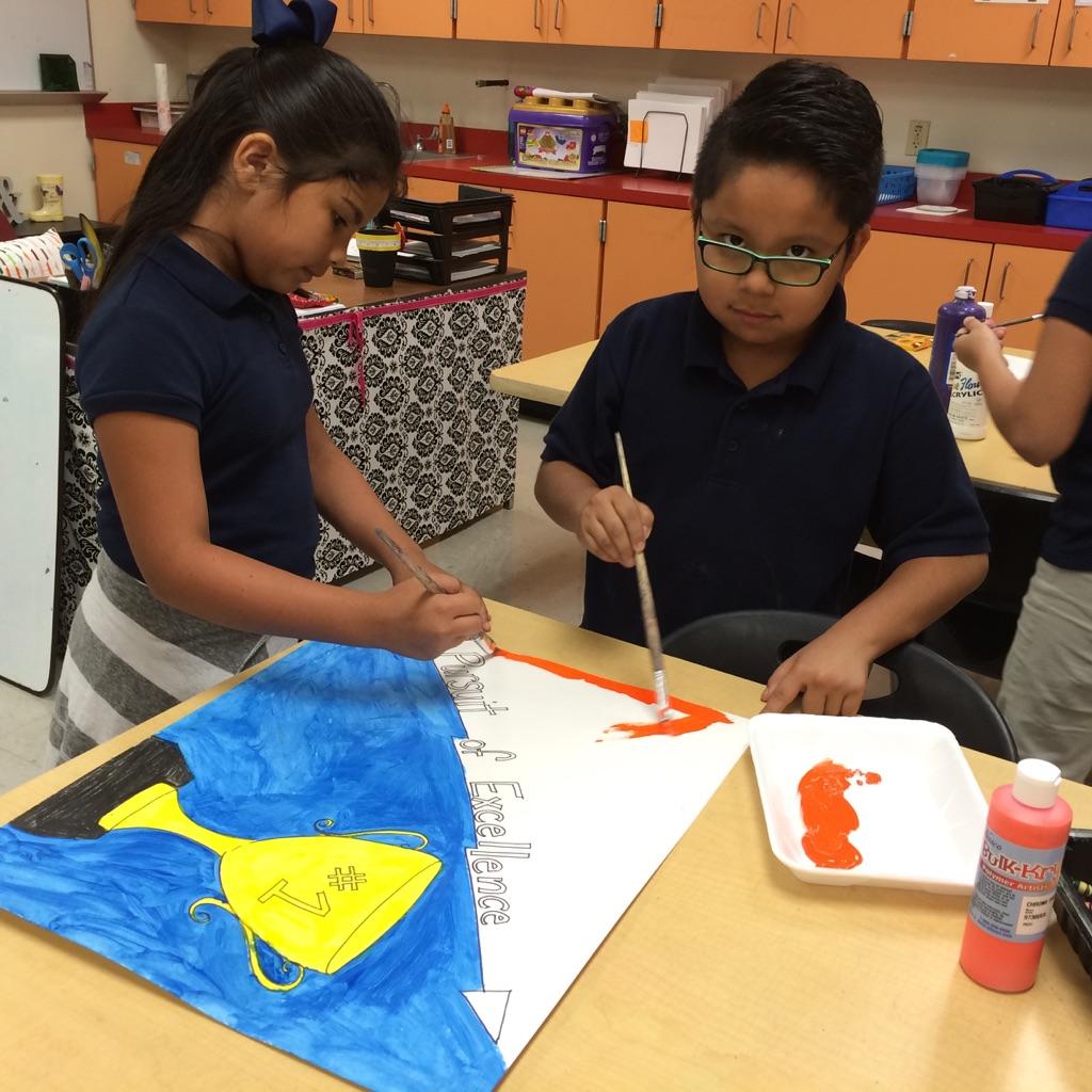 sdmpanthers's tweet photo. Combining Visual Arts with Values Matter at SDM #msglobe @MDCPSDAS @MDCPSSouth https://t.co/KTWeWzWEV8
