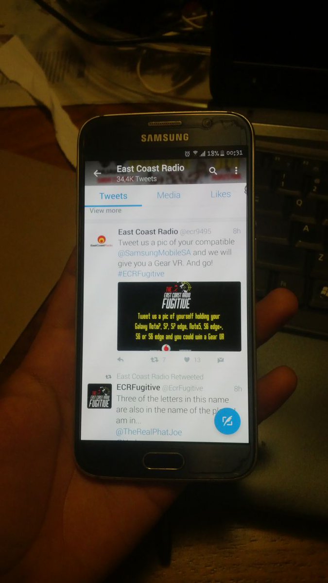 JoRamcharan's tweet photo. @ecr9495 @SamsungMobileSA  Samsung s6 😃 the VR's are the coolest thing I've seen in ages 😁 ♥️ https://t.co/WQHlkHoKPx