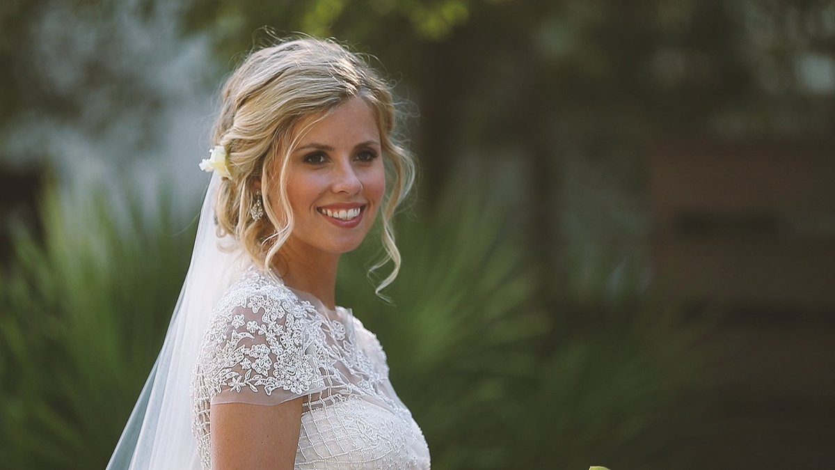 YourBotInfo's tweet photo. Can't wait to share this pretty lady's #BrideFilm #RosemaryBeach #DestinationWeddingVideo #BridePhoto https://t.co/KldnoIQJhj
