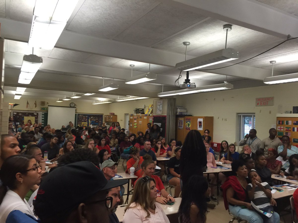 Super full house at fall college night!!