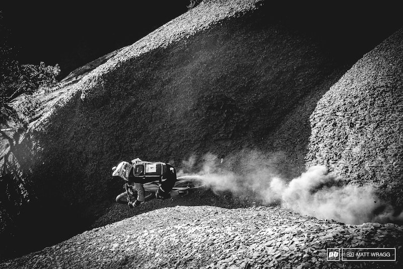 BevanJake's tweet image. Check out EWS round 7 in France this weekend on Pinkbike! - bit.ly/2cuMuSe