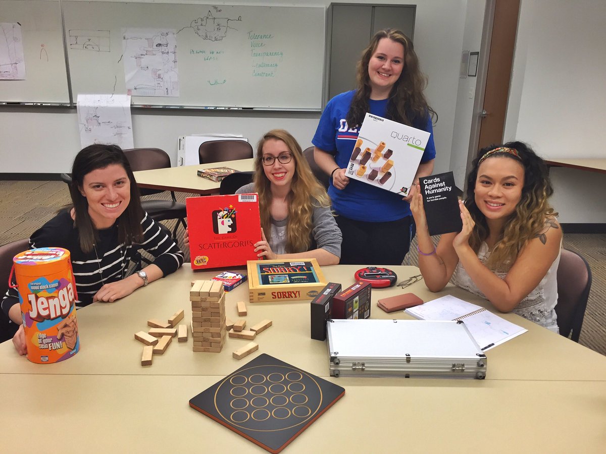 HerCDM's tweet photo. Get to Game Night! Daley/14 E Jackson, Rm 511 from 6-9pm! Pizza, sweet treats, & new friends. Go go goooooo! #HerCDM https://t.co/FVB0HGJjKN