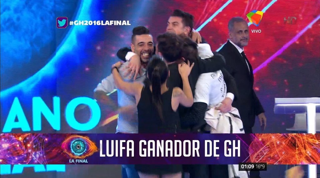 LucasRios1234's tweet photo. Aguanteeeee Luifaaa y toda LBDT, RT y nos segimos todas/os las luifans !
TEATRO EN VCP PARA LUIFA https://t.co/pJWaPty9LP