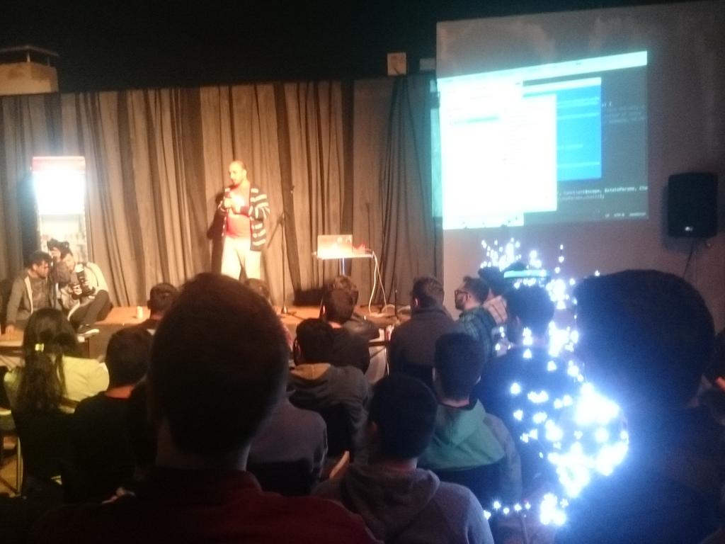 workacw's tweet photo. @kiwox en @workacw #bbcor @betabeerscor @betabeers https://t.co/KxlJXjDcC9