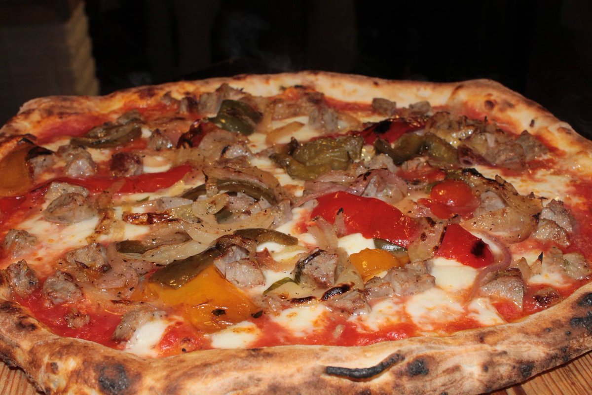 FoodTourDecatur's tweet photo. Sapori di Napoli is going to blow your mind. #FoodTourDecatur #DecaturWalkingFoodTours #DecaturGA #VisitDecaturGA https://t.co/St9iAdqSy0