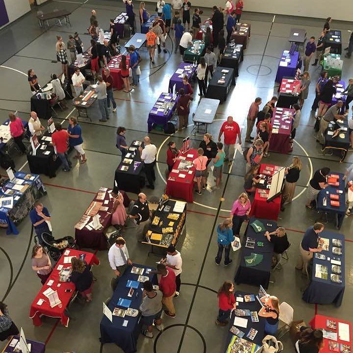 WIUAdmissions's tweet photo. #WIUFair regional fair is going on now until 7:30 in the Rec Center! @iacac https://t.co/bdKaHlCUxu https://t.co/VFD578hpaO