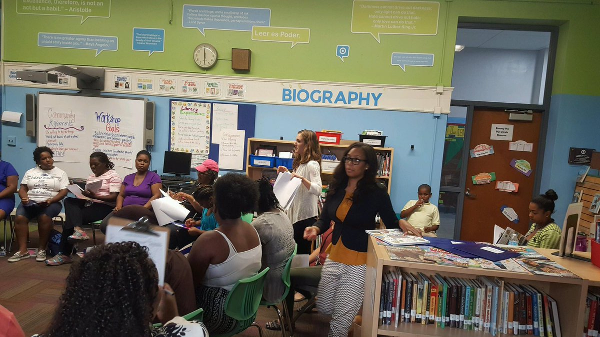 BES2012LLC's tweet photo. What a great parent turnout for our 1st of 8 Turning the Page Community Nights this school year @DCPS_Community https://t.co/x1ndSJxM2u
