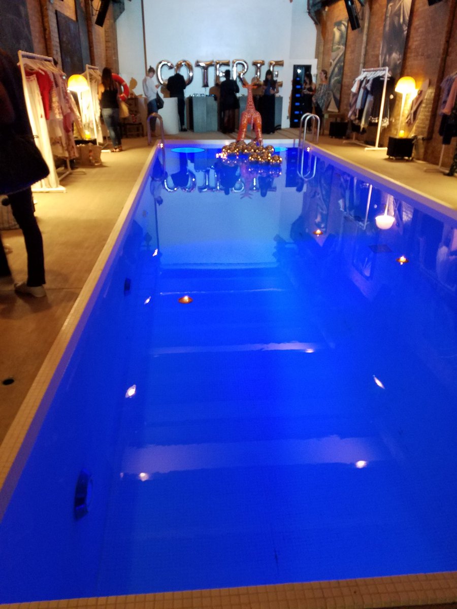 PrimaryFashion's tweet photo. @coterie_show x @PRYMAOfficial event  decor on 💯 #nyfw #pfnyfw #primaryfashion #ss17 #coterie https://t.co/9JZW2pcGsR