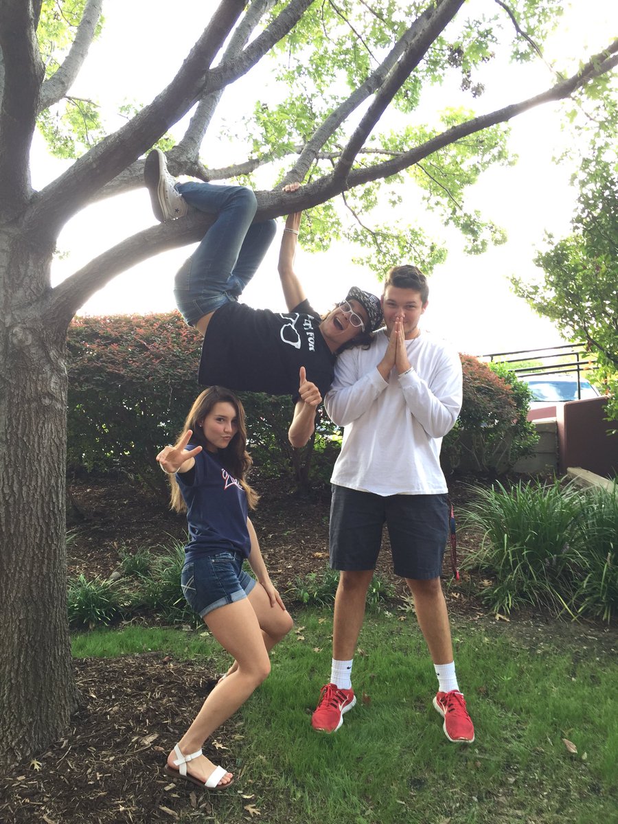 Reyes16Senator's tweet photo. Your Freshman Senator Candidates know how to have a great time. Vote Cooper, Abby, and Chase and you will to👌🏼 https://t.co/X9s9z0CxOE