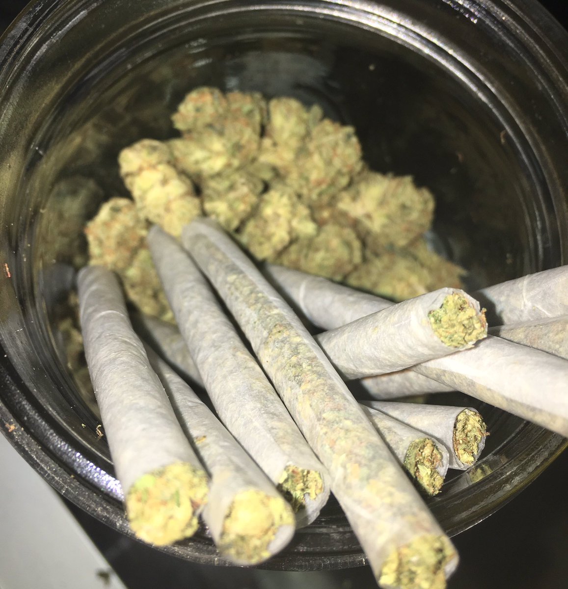 cpameds's tweet photo. Stop by and check out this Fire OG , we also have pre-rolls available 🙌🏽🔥✨ https://t.co/2CxGxmF9SP