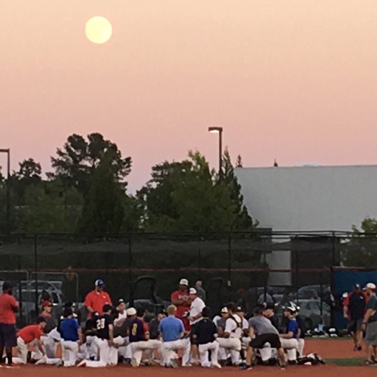 hp_chilidogs's tweet photo. Dreams. Desire. Effort. Win. #hpchilidogs #hpnation https://t.co/xXkTL31bPf