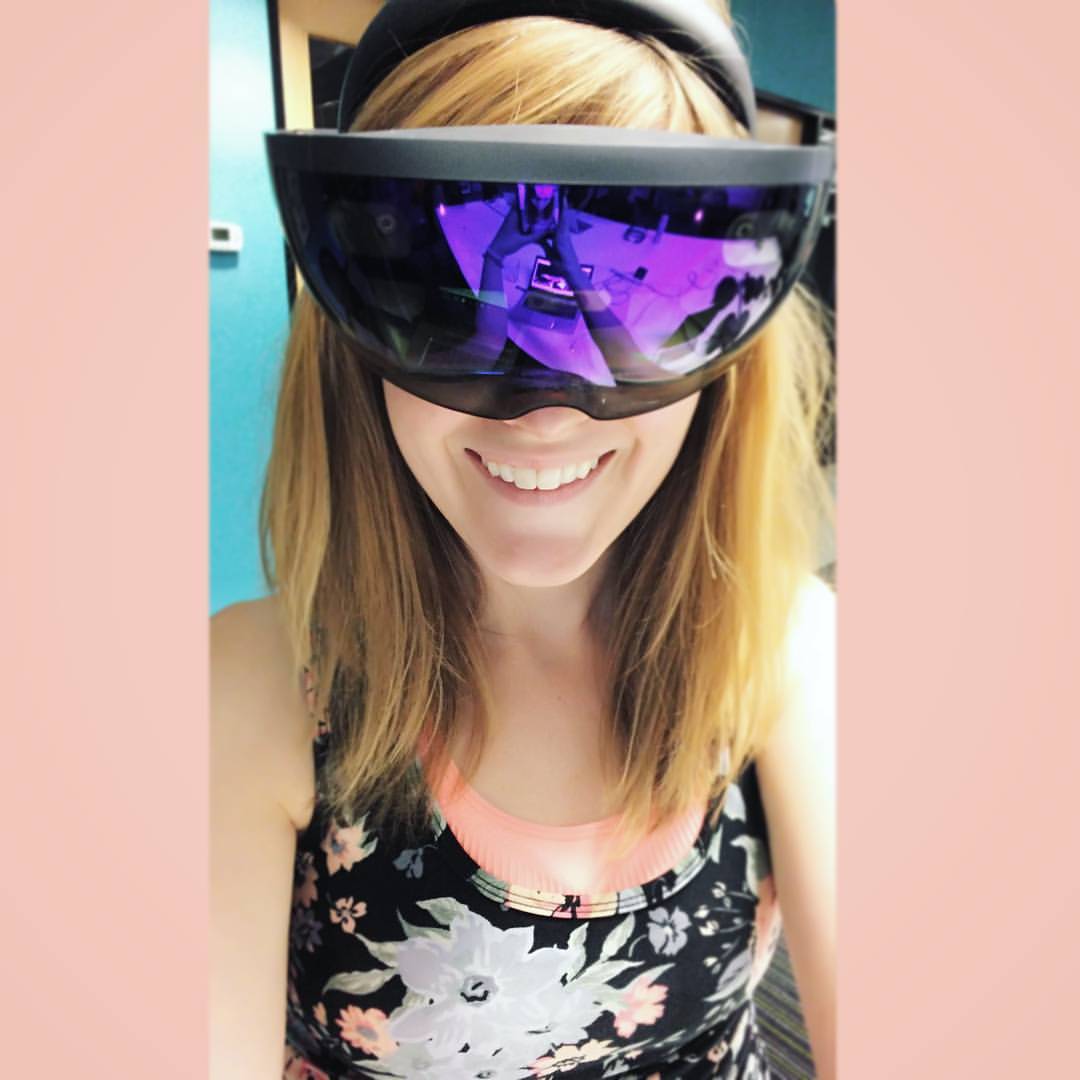 stormihoebe's tweet photo. I am so ready for the future #augmentedreality #selfie https://t.co/aNPGpNBpCN
