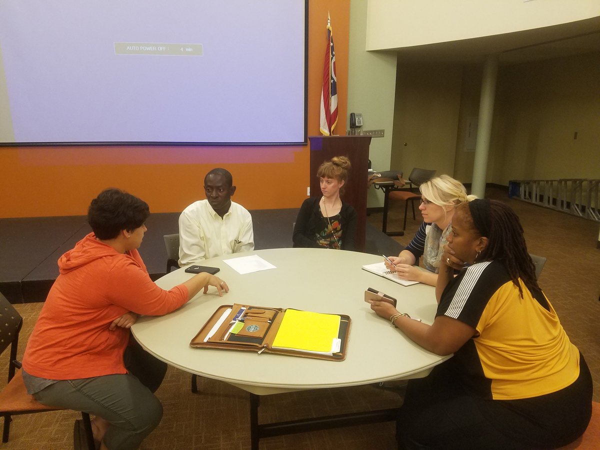 martinosu's tweet photo. CD ÷
Extension and AAEP students and faculty debrief after community deliberation event in Washington Court House. https://t.co/lzuvj05N9q