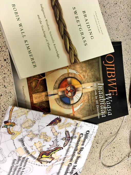 The books I ordered arrived today ☺️👍🏻 https://t.co/aZ6ee12n9G<a href="/tag/humpday"class="tags"><span>#humpday</span></a><a href="/tag/yummy"class="tags"><span>#yummy</span></a><a href="/tag/caffineaddict"class="tags"><span>#caffineaddict</span></a>