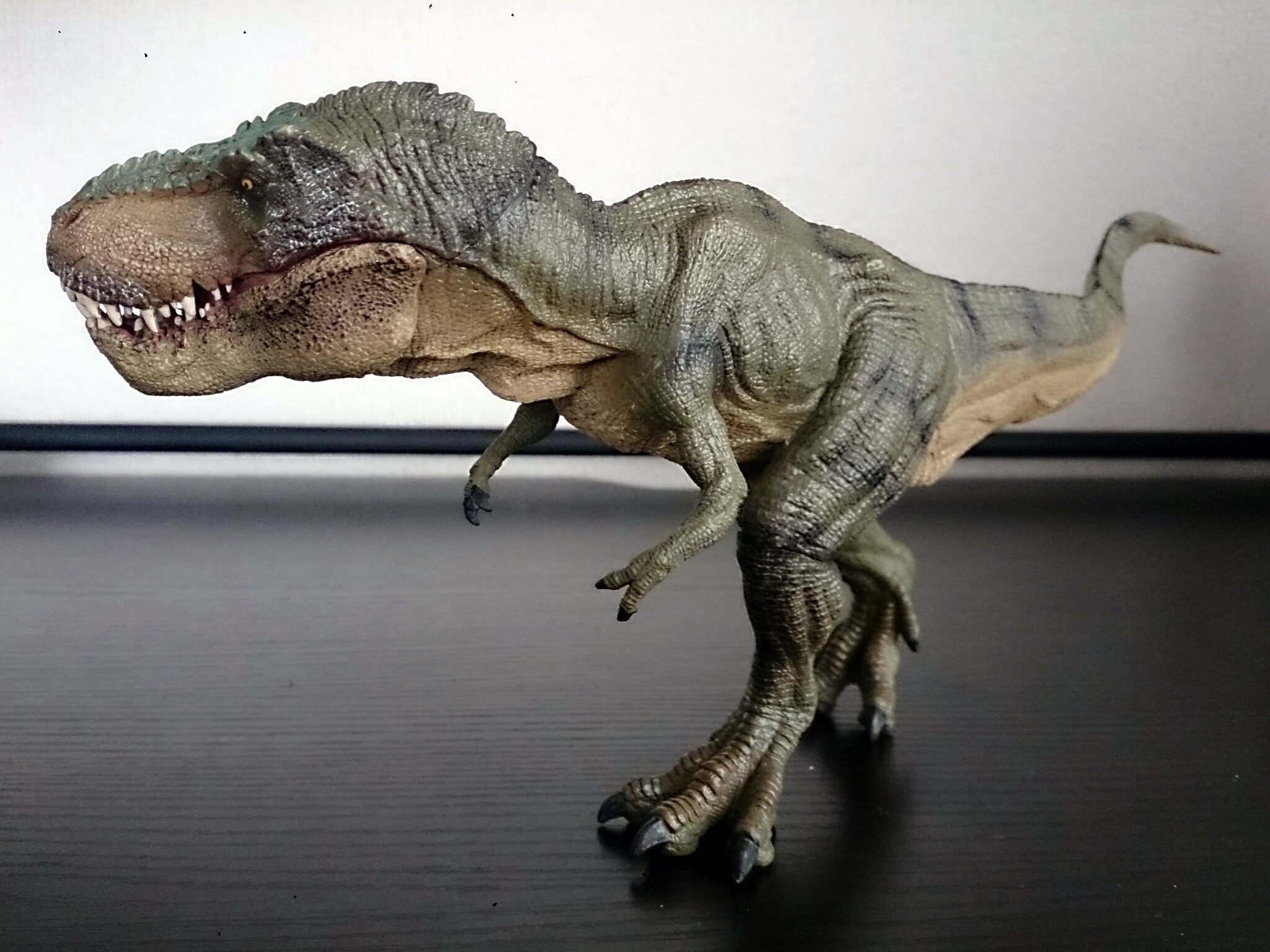 塗壁 Ar Twitter Papoのティラノサウルスのフィギュアを買った 凄い良く出来てるしケレン味が効いててカッコイイ ジュラシックパークで育った自分の中のティラノはやっぱこれだわ T Co Ynhnw4mkzq Twitter