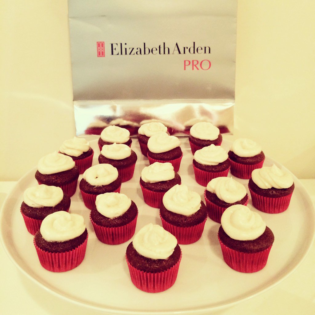 Incredible event hosted by @UrbanSkinCareSD the <a href="/ElizabethArden/">Elizabeth Arden</a> facials were just as fab as our #glutenfree cupcakes
