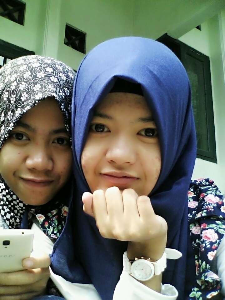DhieMnchlle's tweet photo. Teteh &amp; dd cius https://t.co/U9bldT85u5