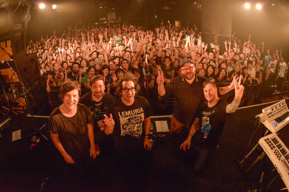 Thx Tokyo for an amazing last show in Nihon! This may've been our favorite show in Japan EVER! 📸 by Kazumichi Kokei