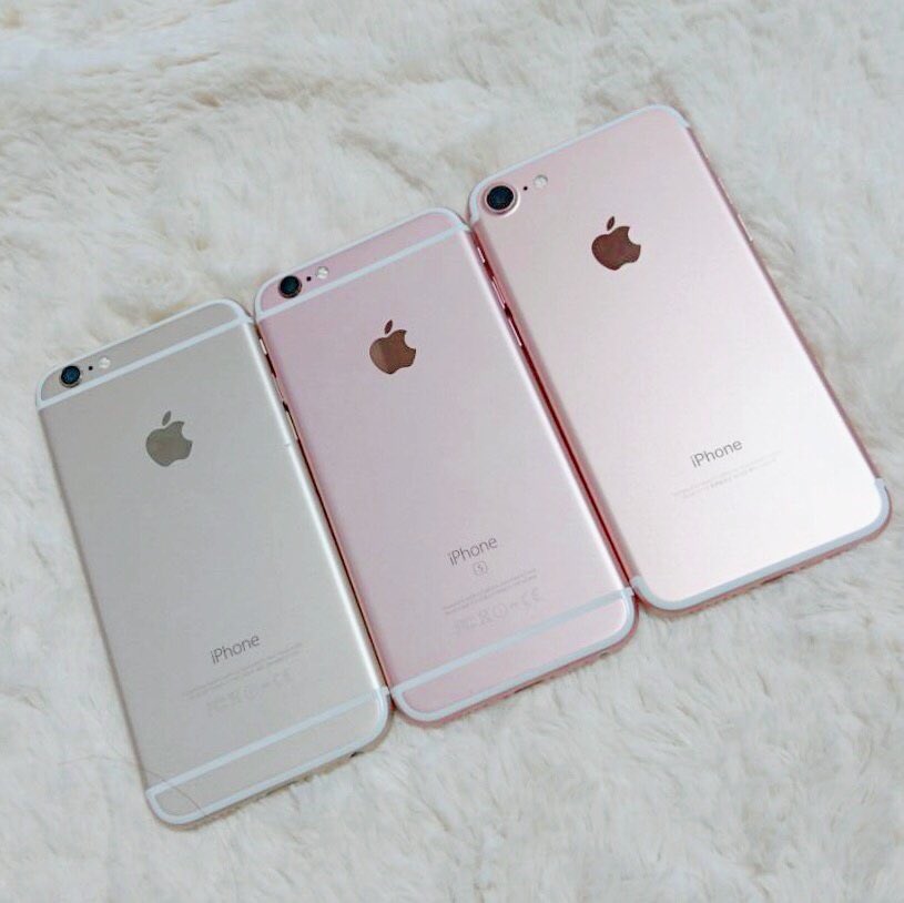 肥川彩愛 Aym Aym113 真ん中のiphone6のピンクゴールドは お母さんのやつ 笑 Twitter