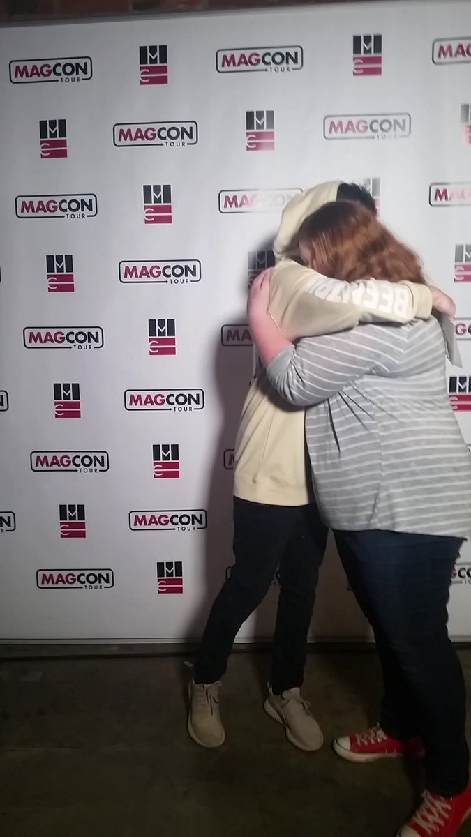 onlyreasonbeing's tweet photo. @MAGCONTOUR I literally miss #magconseattle so much https://t.co/ujQnnohkqE