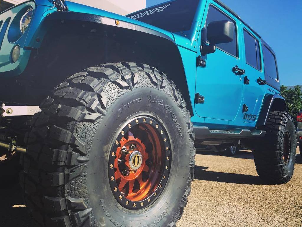 NicoleJohnson's tweet photo. Custom copper @methodracewheels #becauseican #JUWL #savvyoffroad #jeepgirl #jeepfreeks #jeepjk #jeepporn #jeepfreak… https://t.co/ipEXKIBfbl