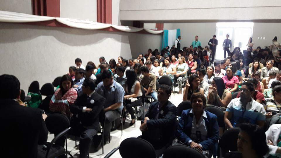 Feue_Guayaquil's tweet photo. Congrso de Gastroenterologia GRATUITO en la Universidad d Guayaquil, la #NUEVAUG se construye día a día. #UGACREDITÓ https://t.co/CGHiLl9iGr